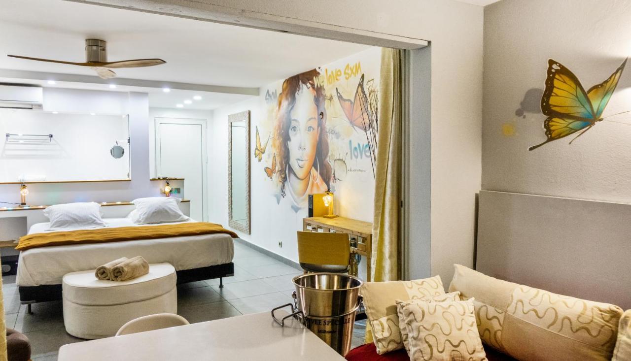 Official Page "Residence Bleu Marine" - Sea View Apartments & Studios - Saint-Martin French Side Grand-Case Extérieur photo
